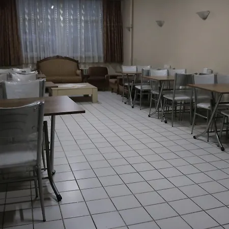 Zafer - 酒店 科尼亚